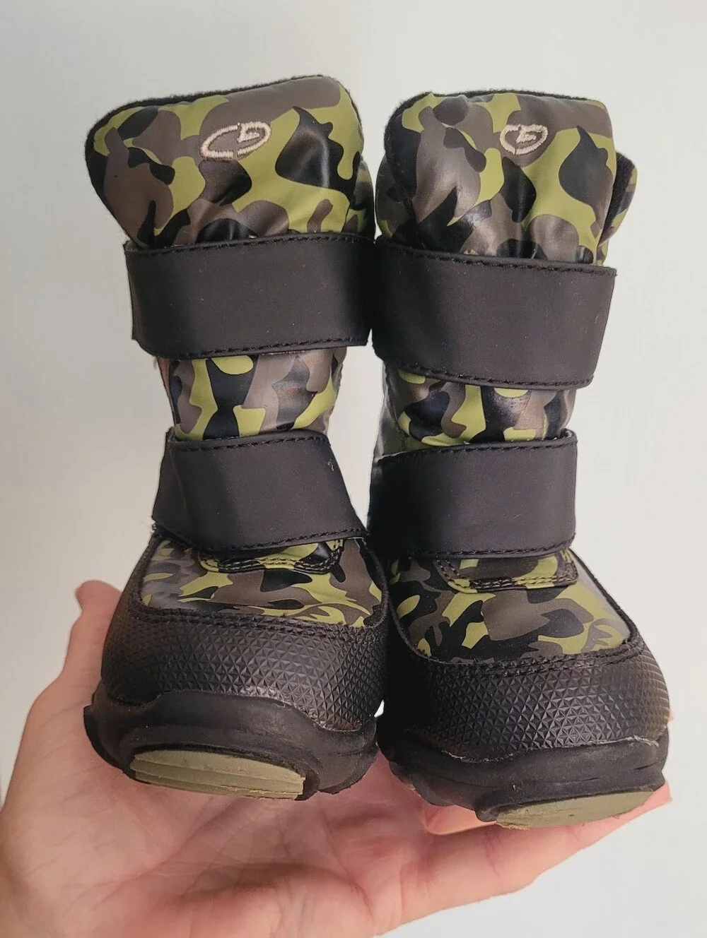 Kids Camo Winter Boots - Black & Green